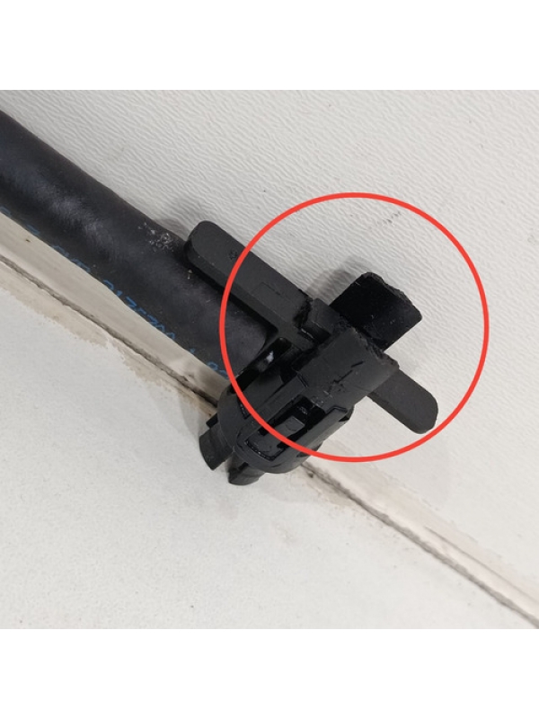 Tubo Flexível Retorno Dos Bicos Mb Sprinter 415 416  2022 23