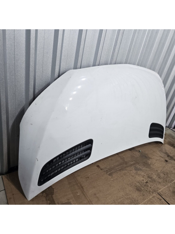 Capô Branco Mb Sprinter 416 516 417 517 2020 À 2025 Detalhe.