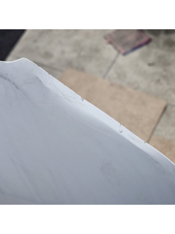 Capô Branco Mb Sprinter 416 516 417 517 2020 À 2025 Detalhe.