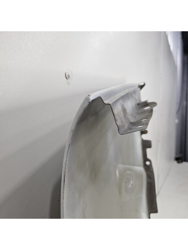 Paralama Lado Direito Renault Master 2.5 2005 Até 2011 2012.