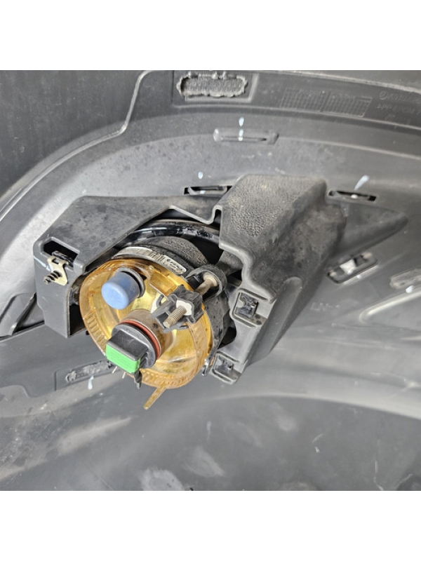 Parachoque Dianteiro Mb Sprinter  415 515 2017 2018 Detalhe.