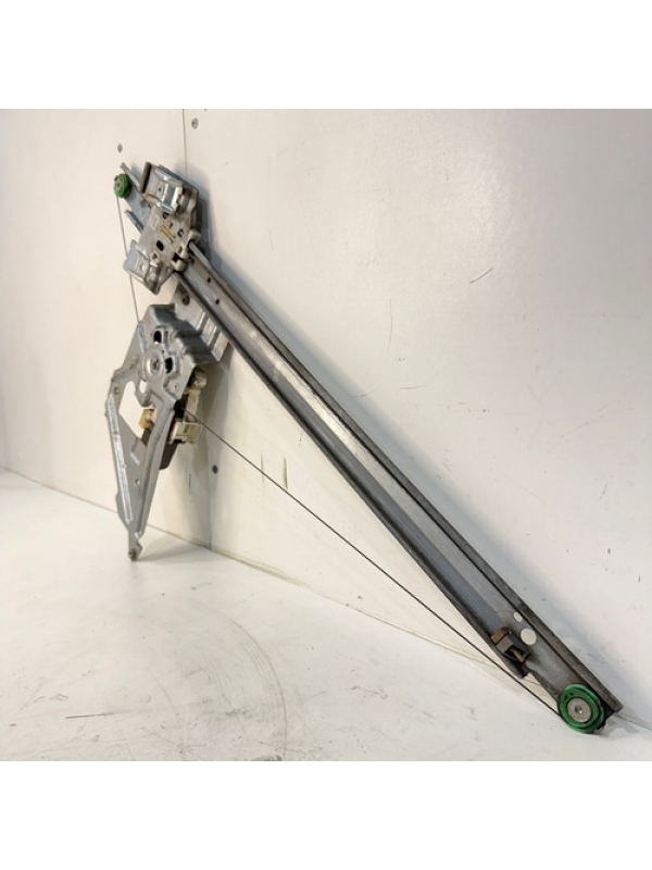 Máquina Vidro Dianteira Esquerda Mb Sprinter 515 2013 À 2019