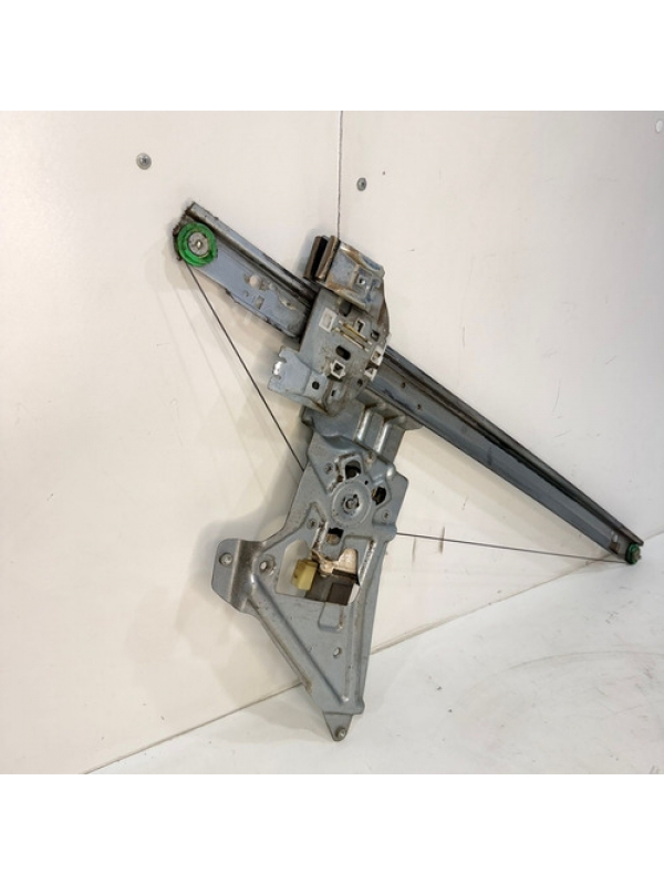 Máquina Vidro Dianteira Esquerda Mb Sprinter 515 2013 À 2019