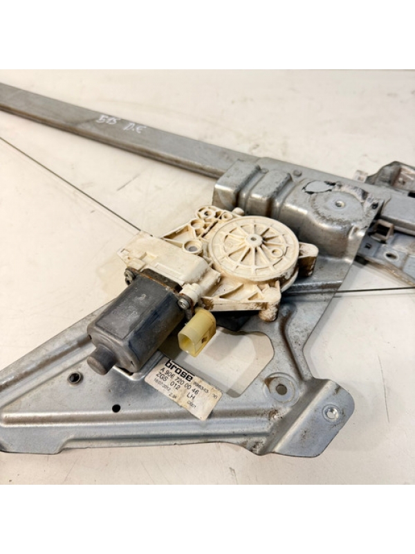 Máquina Vidro Dianteira Esquerda Mb Sprinter 515 2013 À 2019