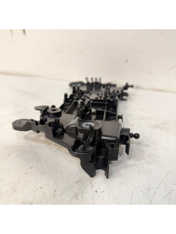 Suporte Mangueiras Mb Sprinter 2.0 315 417 517 2023 2024 025