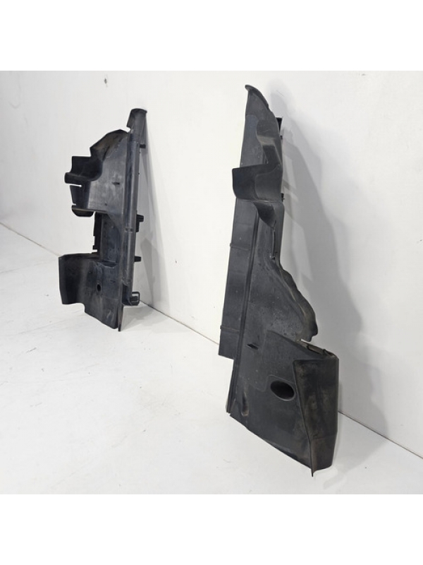 Par Defletor Radiador Mb Sprinter 315 417 517 2023 Até 2025.