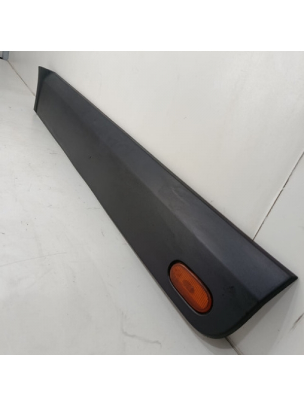 Friso Aplique Lateral Mb Sprinter 516 2020 2021 2022 Detalhe