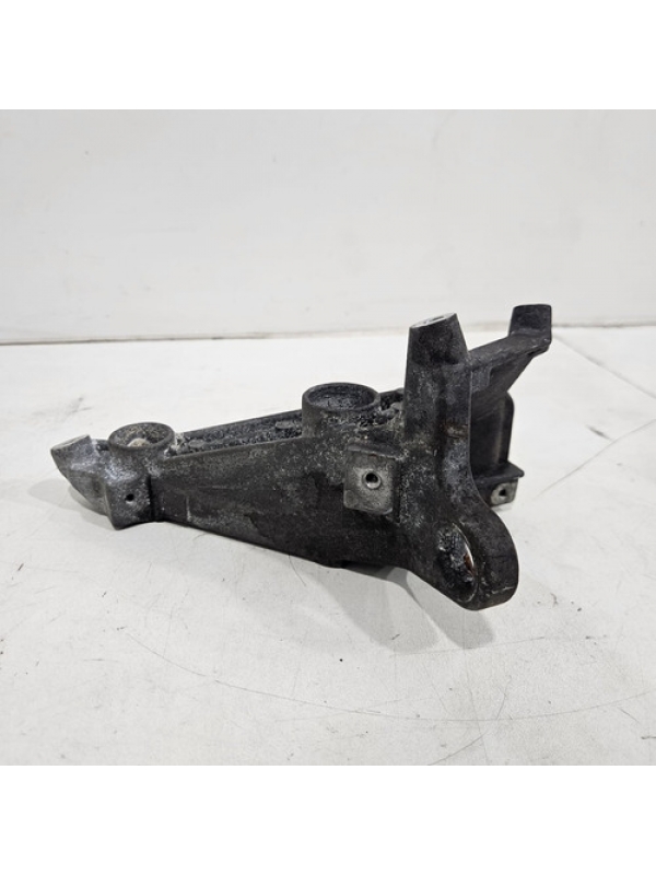 Suporte Esquerdo Do Motor Mb Sprinter 417 517 2.0 2023 2024.