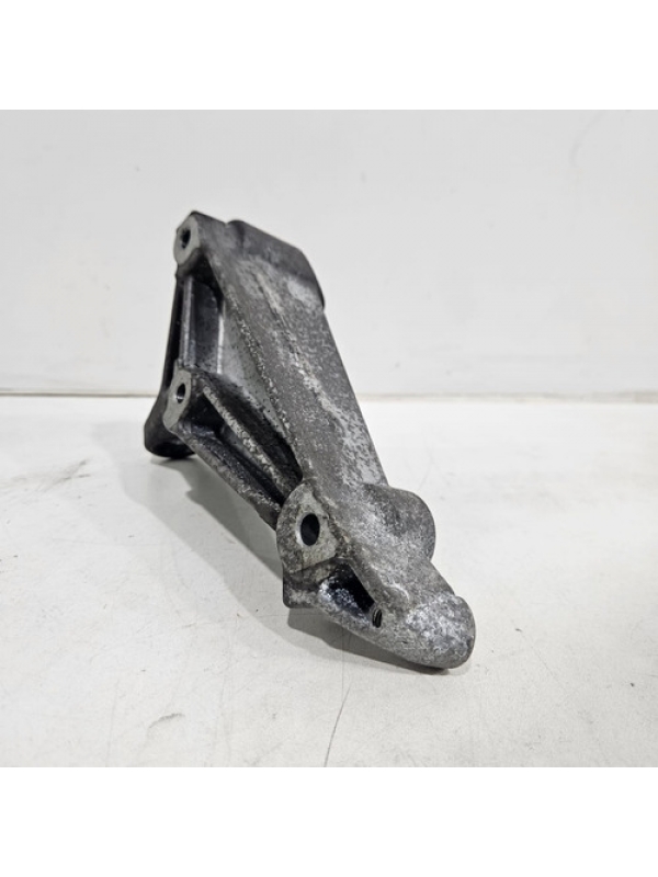 Suporte Esquerdo Do Motor Mb Sprinter 417 517 2.0 2023 2024.