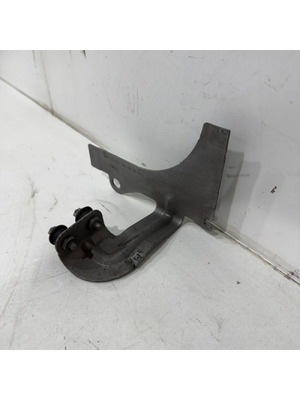 Suporte Válvula Arrefecimento Mb Sprinter 417 517 2023 À 025