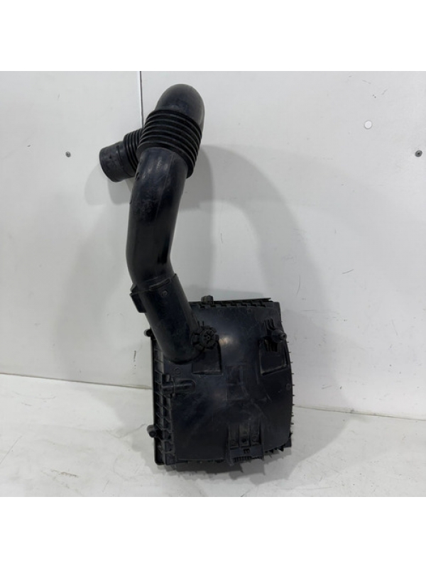 Caixa C/ Mangueira Filtro Ar Renault Master 2.5 2006 À 2012.