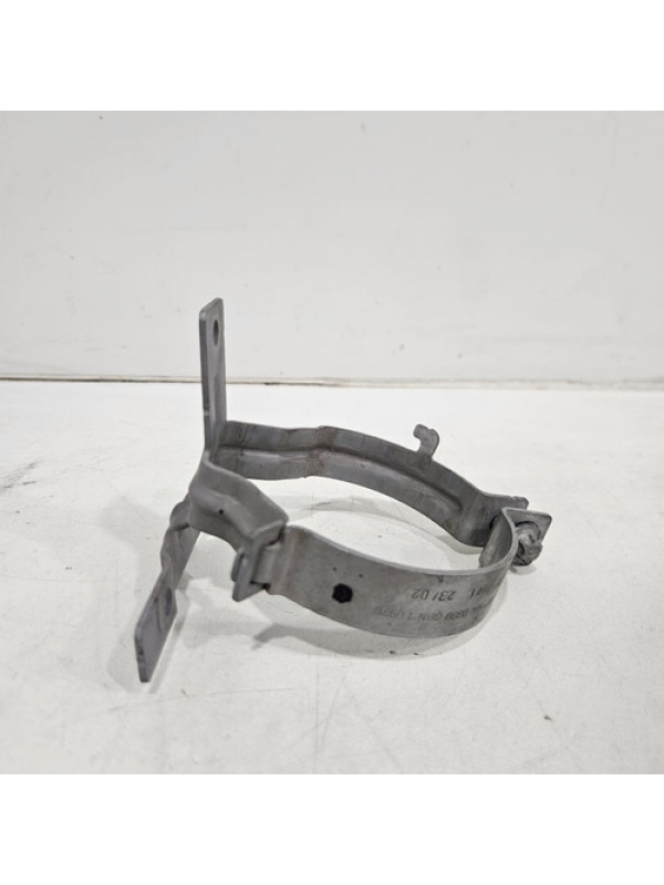 Abraçadeira Da Bomba Água Mercedes Sprinter 311 313 415 515.