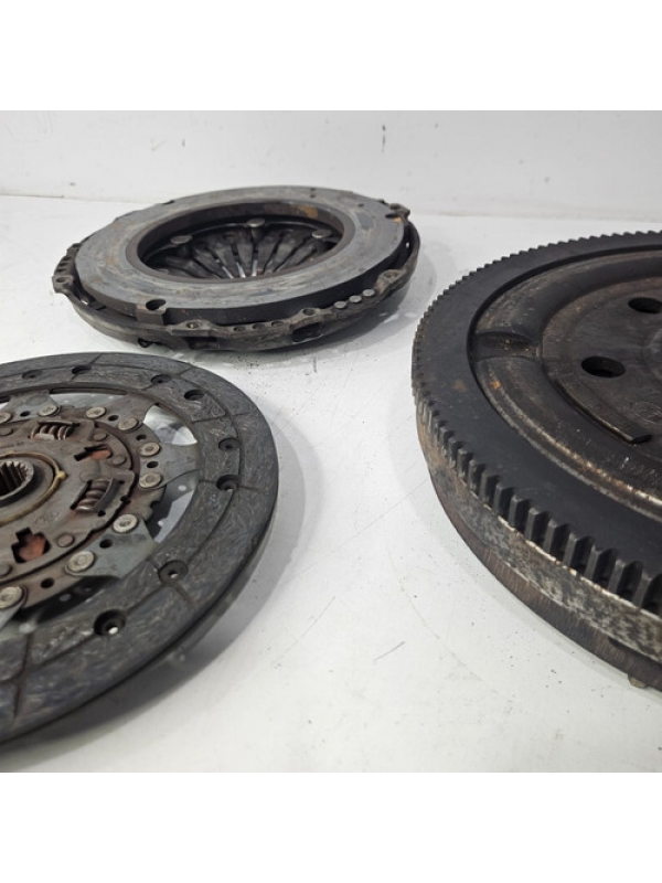 Volante Do Motor Platô E Disco Peugeot Expert 2018 Até 2024.