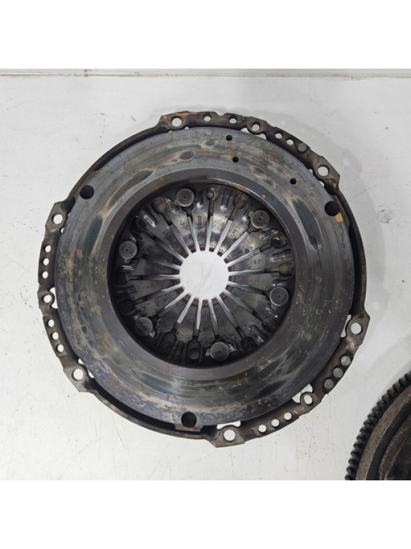 Volante Do Motor Platô E Disco Peugeot Expert 2018 Até 2024.