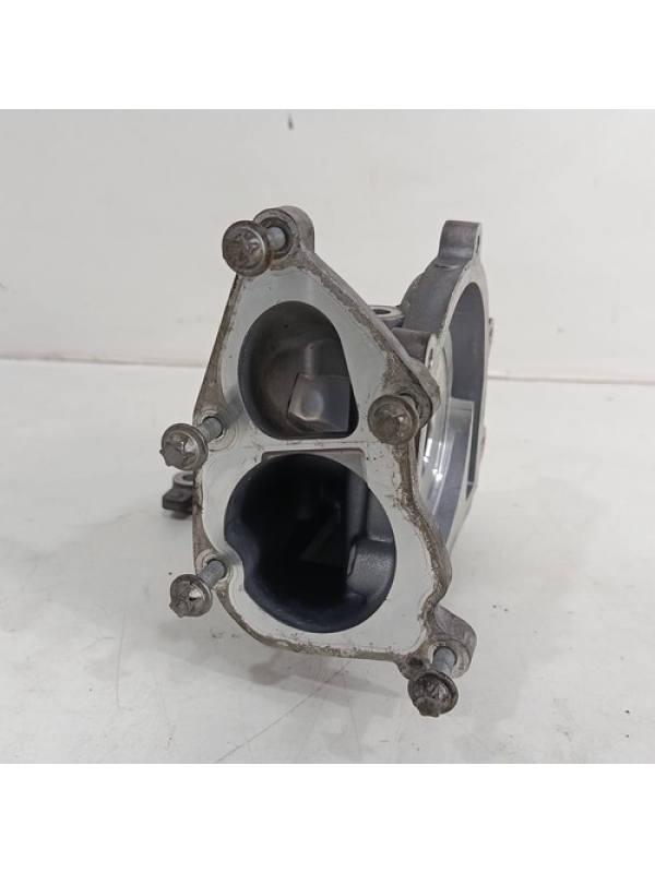 Carcaça Bomba Dágua Mb Sprinter 416 417 2020 2025 2315100545