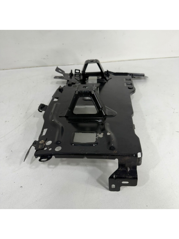 Suporte Caixa Bateria Peugeot Expert Jumpy 2018 2019 À 2024.