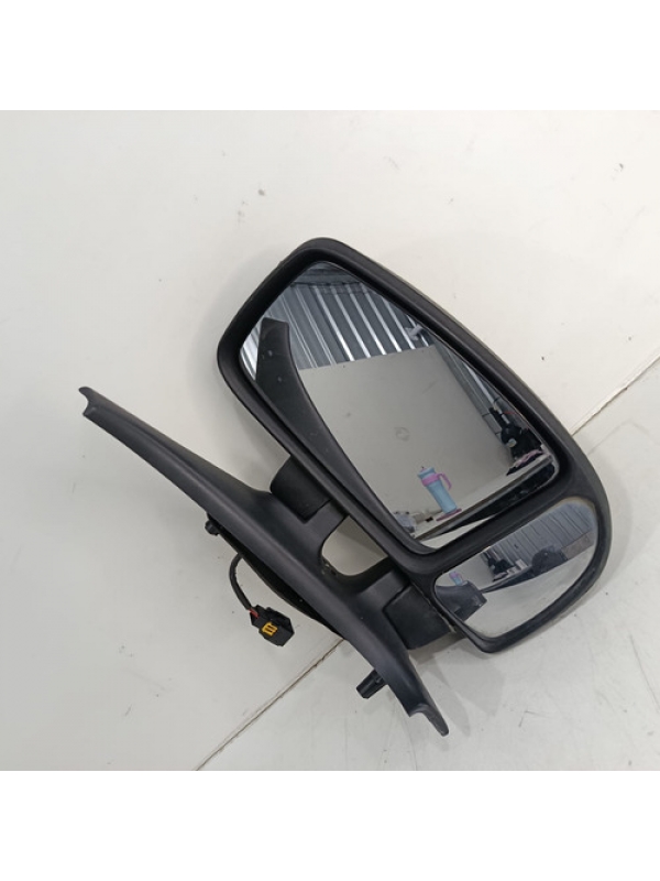 Retrovisor Esquerdo Renault Master 2.5 2006 À 2012 Detalhe .