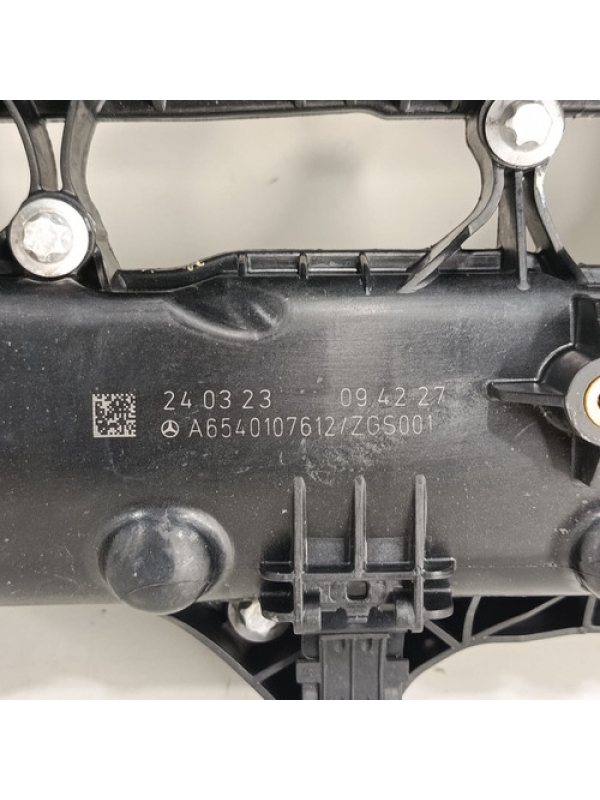 Tampa De Válvulas Mb Sprinter 416 516 315 417 517 2020 À 025