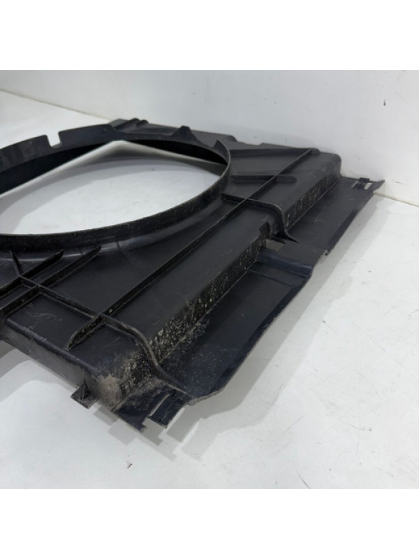 Defletor Do Radiador Mb Sprinter 415 515 416 516 2013 À 2019