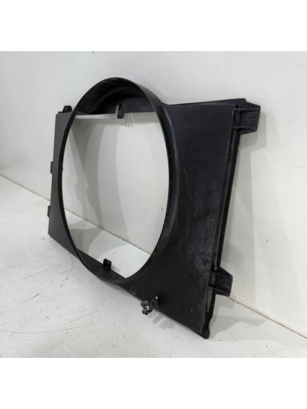 Defletor Do Radiador Mb Sprinter 2.2 311 313 413 2001 À 2012