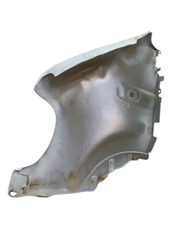 Paralama Lado Direito Renault Master 2.5 2005 2006 07 À 2012