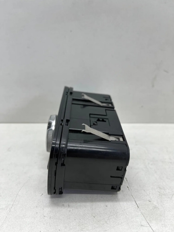 Comando Botão Do Farol Mb Sprinter 314 416 516 2020 Até 2023