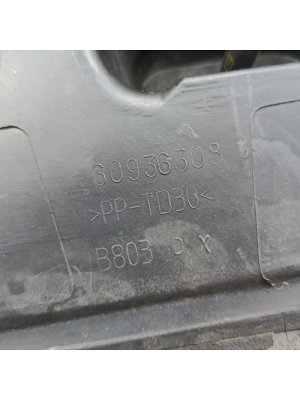 Grade Churrasqueira Capô Fiat Ducato 2.3 2018/2022 Preto Original