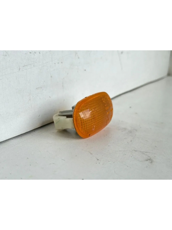 Pisca Paralama Mitsubishi L200 2002 2003 À 2016 V638 Âmbar. Laranja
