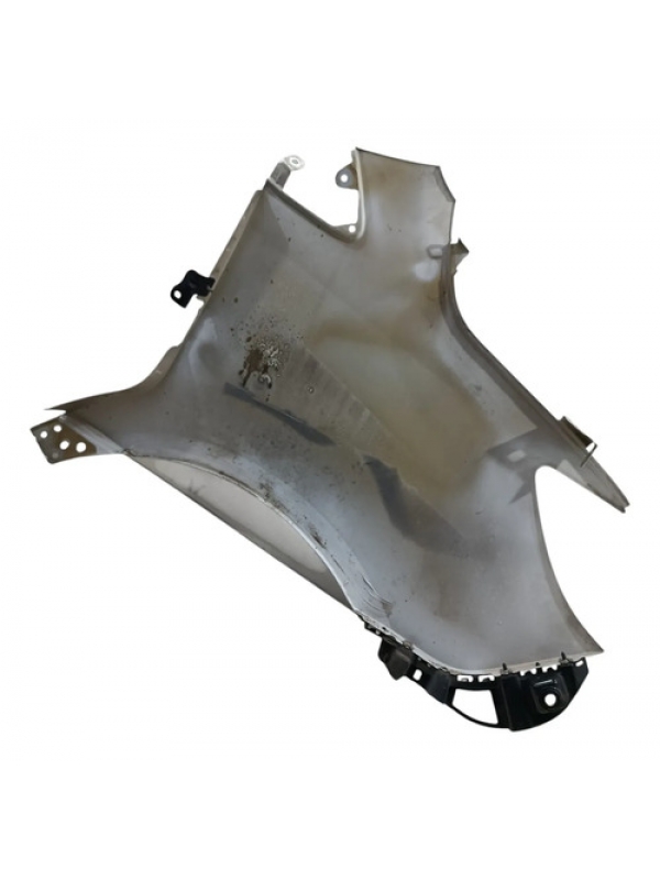 Paralama Esquerdo Mb Sprinter 416 417 2020 À 2026 Detalhe