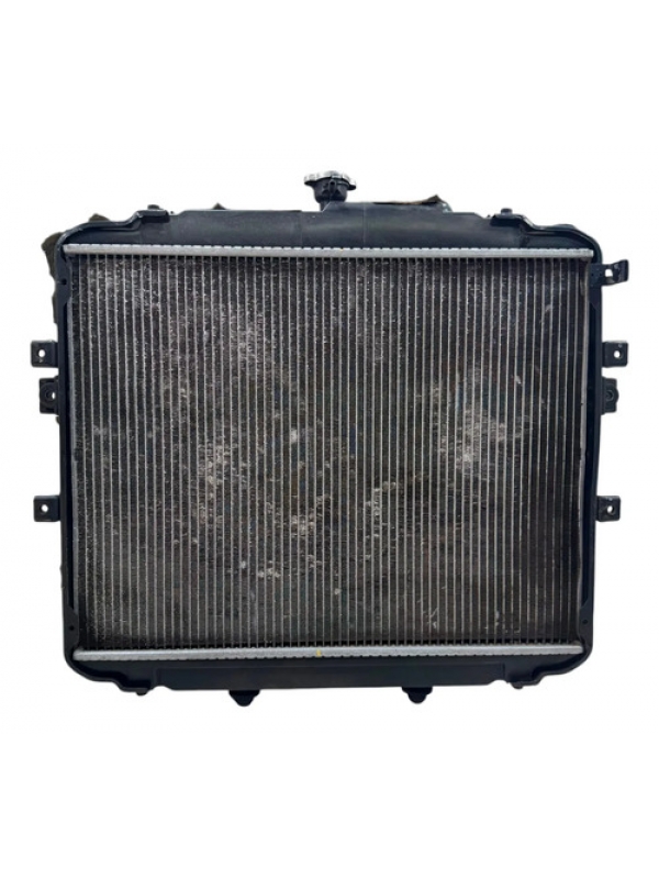 Radiador De Água Com Defletor Hyundai Hr 2.5 2013 À 2022