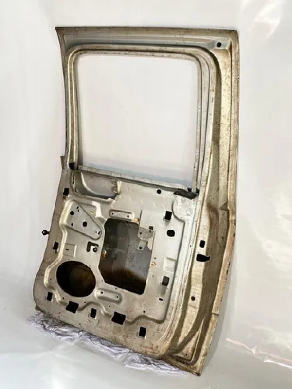 Porta Traseira Lado Direito Ford Ranger 1999 2000 01 À 2003. Dianteira Direita Prateado